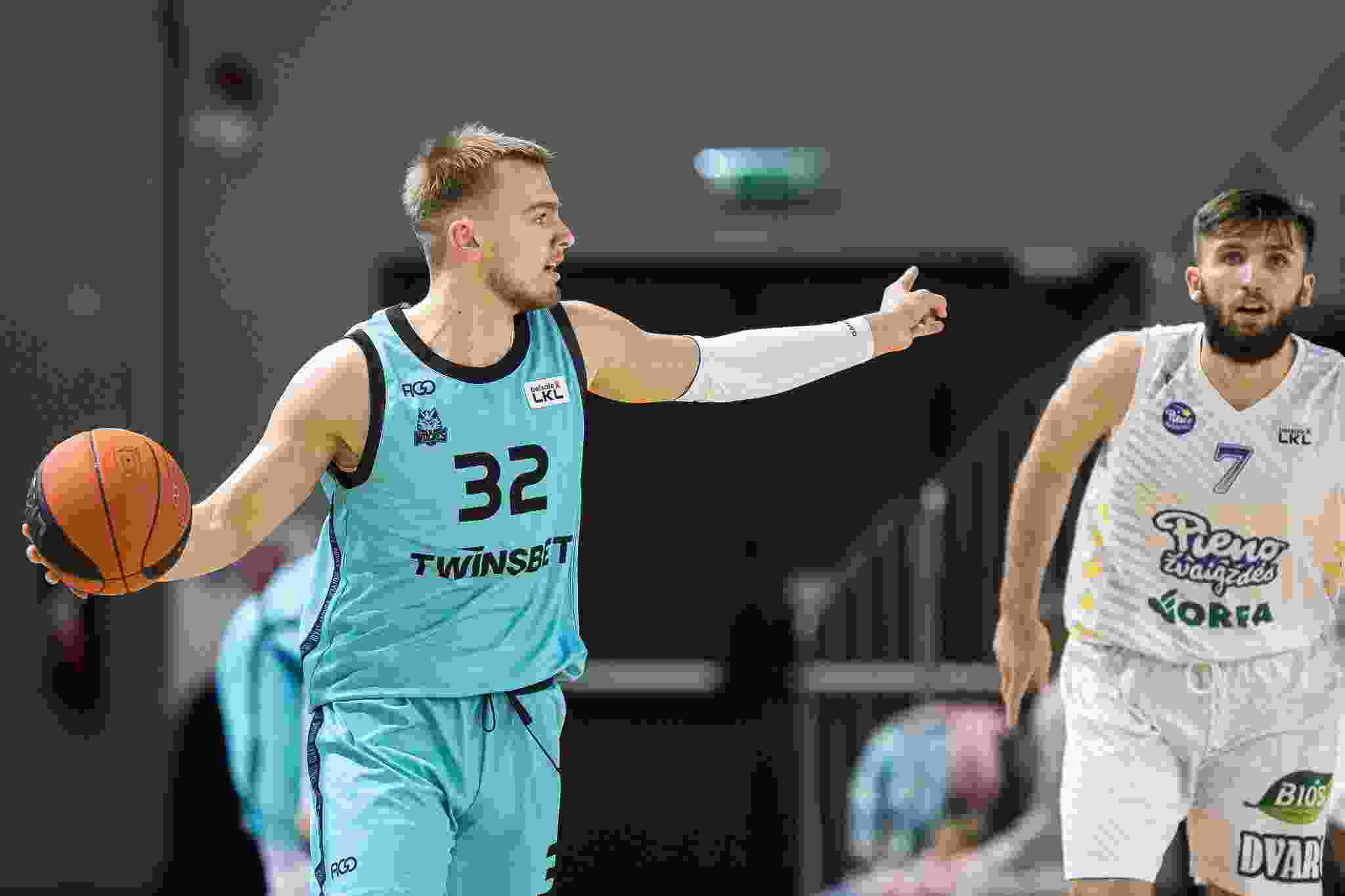 Žagars returns, Wolves Twinsbet rack up 4th straight win in the league